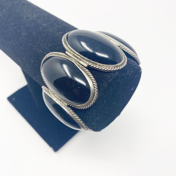 280 Vintage 1940s Del Rio Mexico sterling silver and onxy bracelet - Picture 1 of 9